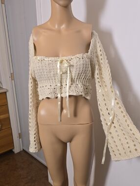 Cream Crochet Tie-Front Crop Top S/m